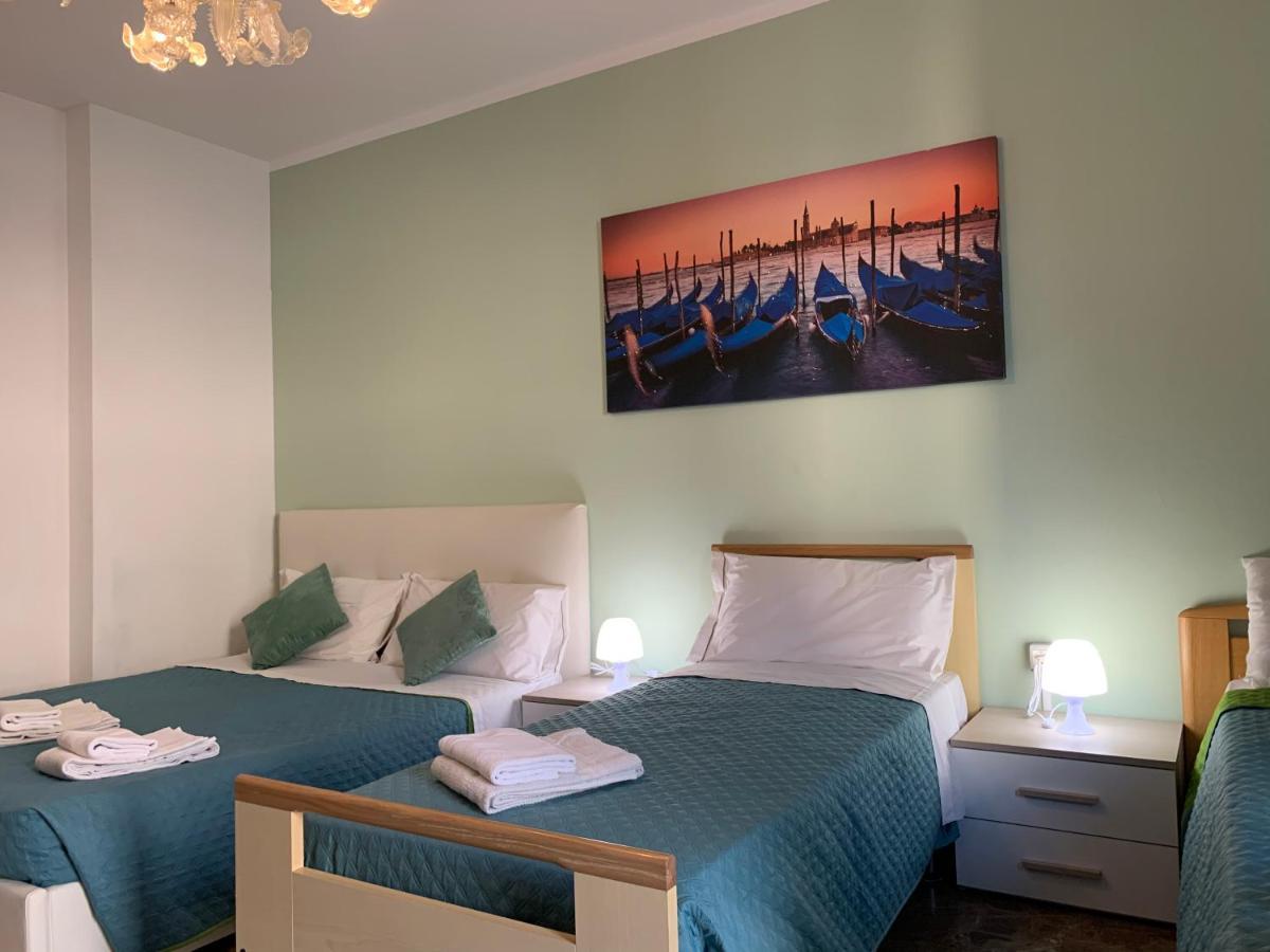 Venice Night Appartment Mestre Bagian luar foto